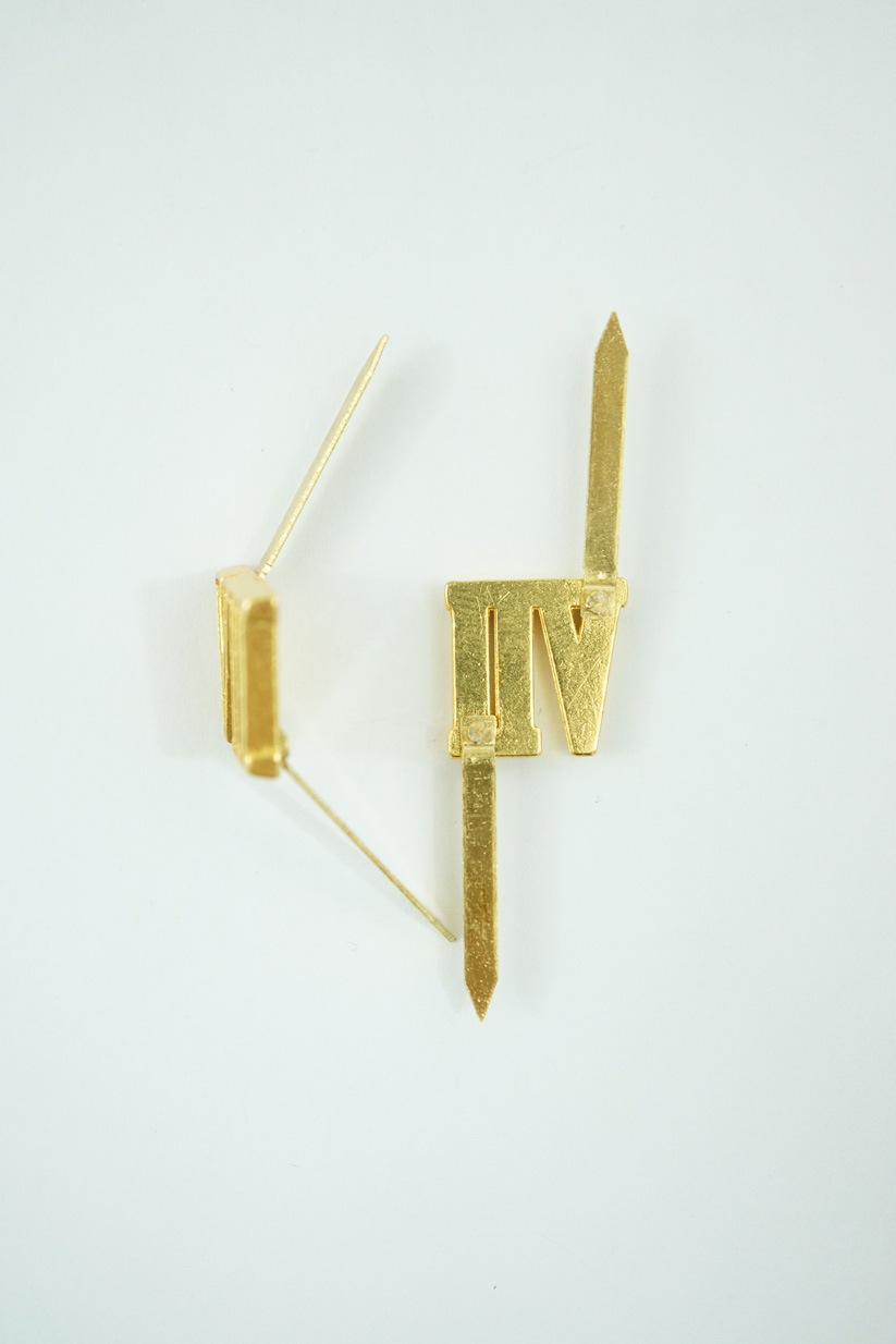 German Metal Cyphers,WW2 german,waffen SS,wehrmacht,Shoulder Boards,german cyphers,german badge WWII,militaria german,WWII german,wehrmacht badge,Luftwaffe badge,SS badge,german sleeve eagle,german eagle badge,ss eagle,wehrmacht badge,WWII military surplus,WWII german insignia,shoulderboards insignia,shoulderboards cyphers,shoulderboards pin,shoulderboards badge