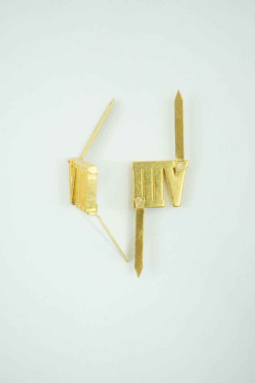 German Metal Cyphers,WW2 german,waffen SS,wehrmacht,Shoulder Boards,german cyphers,german badge WWII,militaria german,WWII german,wehrmacht badge,Luftwaffe badge,SS badge,german sleeve eagle,german eagle badge,ss eagle,wehrmacht badge,WWII military surplus,WWII german insignia,shoulderboards insignia,shoulderboards cyphers,shoulderboards pin,shoulderboards badge