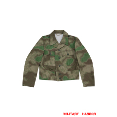 WWII German Heer Splinter C 43 Camo M44 field tunic German Camo tunic,German uniforms,SS uniforms,Wehrmacht uniforms,German camouflage jacket,WW2 uniforms,Splinter 42 Revered Color,WW2 camo,WWII camo,WW2 German camouflage,WWII German camouflage,German Camo Uniform,M44 tunic,Marsh Sumpfsmuster 44