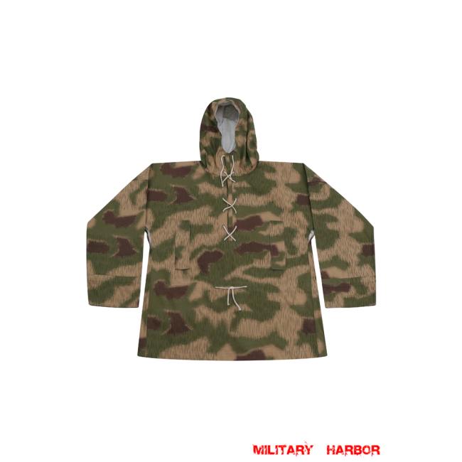 WWII German Reversible Marsh Sumpfsmuster 44 Camo Smock With Hood German Camo smock,German smock,German camo,Wehrmacht smock,Tan and water,german camouflage smock,WW2 uniforms,Marsh camo smock,Sumpfsmuster camo smock,german sniper smock