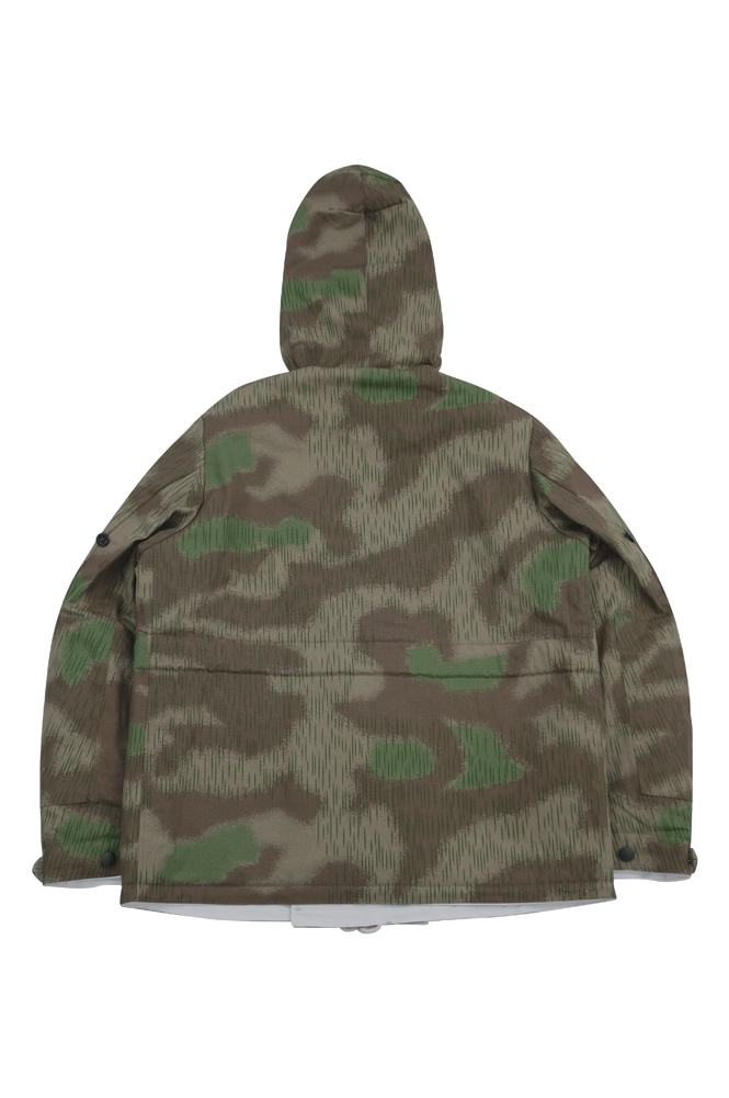 German Camo tunic,German uniforms,SS uniforms,Wehrmacht uniforms,WW2 uniforms,Marsh Sumpfsmuster 44 with Splinter,WW2 camo,WWII camo,WW2 German camouflage,WWII German camouflage,German Camo Uniform,winter parka