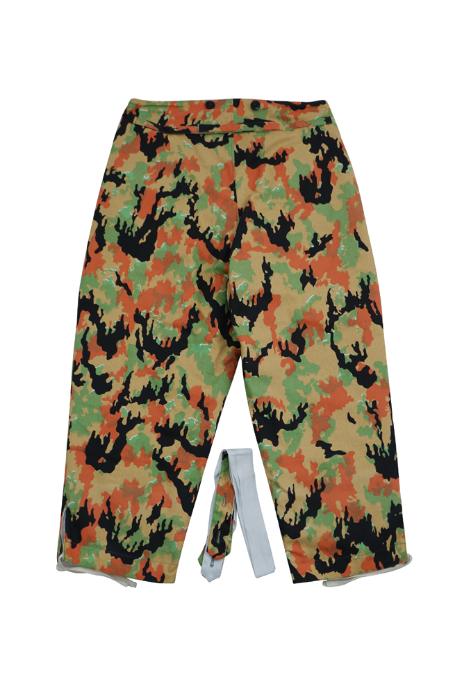 German Camo trousers,German uniforms,SS uniforms,Wehrmacht uniforms,WW2 uniforms,Leibermuster,WW2 camo,WWII camo,WW2 German camouflage,WWII German camouflage,German Camo Uniform,winter parka