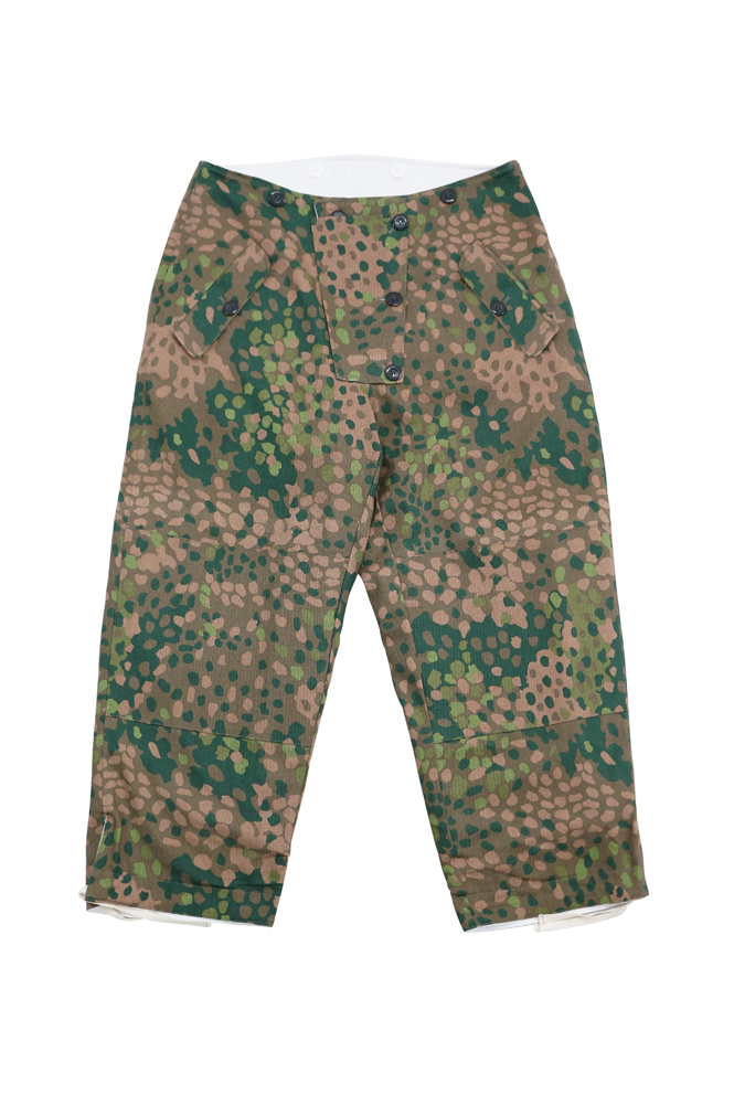 German Camo trousers,German uniforms,SS uniforms,Wehrmacht uniforms,WW2 uniforms,DOT,WW2 camo,WWII camo,WW2 German camouflage,WWII German camouflage,German Camo Uniform,winter parka
