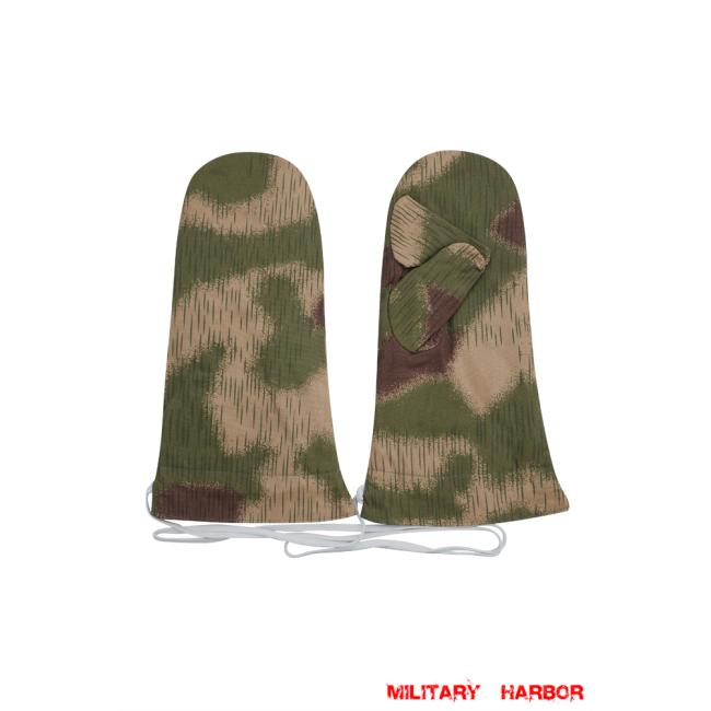 WWII German Reversible Winter Parka Mittens Gloves in Marsh Sumpfsmuster 44 Camo german mittens,ww2 gloves,german camo mittnes,german Reversible mittens,german parka mittens,Splinter mittens