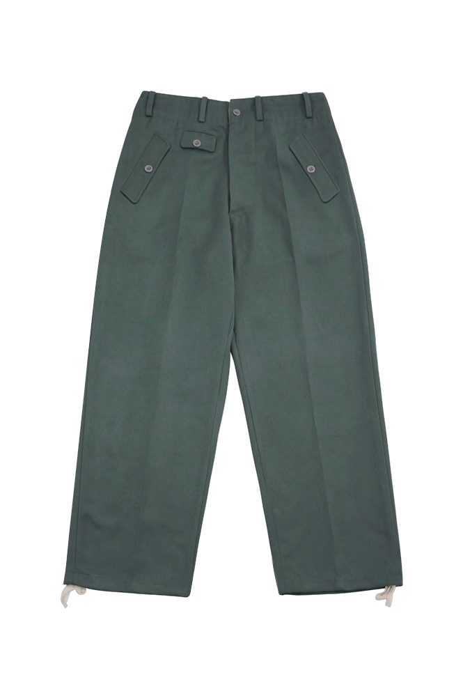 WW2 german uniform,wehrmacht uniform,german army uniform,heer,geman Breeches,German Heer Gabardine Trousers,WW2 uniforms,wii uniforms,WWII german militaria,WWII german,reenactment  shop,reenactment uniforms,german WW2 uniforms,german WW2 militaria,WW2 reproduction,german officer uniform,replica military uniforms,saving private ryan uniforms