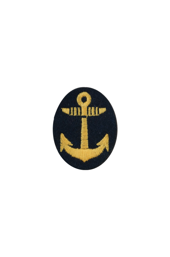 WWII Japan cap insignias,WW2 japanese,japanese uniforms,WW2 japanese badge,IJA badge,IJN badge,IJN Navy First Type field cap insignia