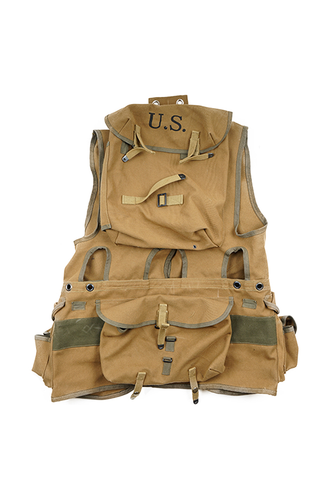 ww2 US,ww2 US ARMY,ww2 USMC, US field gear,vintage, M1, helmet, field, jacket, paratrooper,Blitz,Dday,Operation Market Garden,Normandy,Arden,Battle of berlin,Barbarossa,El Alamein,Dunkirk,midway,bulge,Band of Brothers,Saving Private Ryan,Fury,Valkyrie,WWII US ARMY D Day Assault Vest in OD No.3