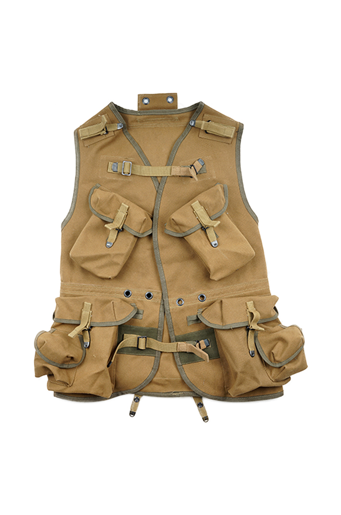ww2 US,ww2 US ARMY,ww2 USMC, US field gear,vintage, M1, helmet, field, jacket, paratrooper,Blitz,Dday,Operation Market Garden,Normandy,Arden,Battle of berlin,Barbarossa,El Alamein,Dunkirk,midway,bulge,Band of Brothers,Saving Private Ryan,Fury,Valkyrie,WWII US ARMY D Day Assault Vest in OD No.3