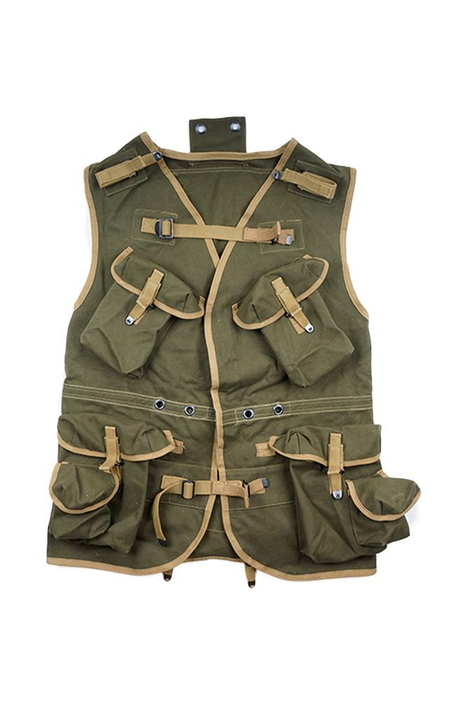 ww2 US,ww2 US ARMY,ww2 USMC, US field gear,vintage, M1, helmet, field, jacket, paratrooper,Blitz,Dday,Operation Market Garden,Normandy,Arden,Battle of berlin,Barbarossa,El Alamein,Dunkirk,midway,bulge,Band of Brothers,Saving Private Ryan,Fury,Valkyrie,WWII US ARMY D Day Assault Vest in OD No.7
