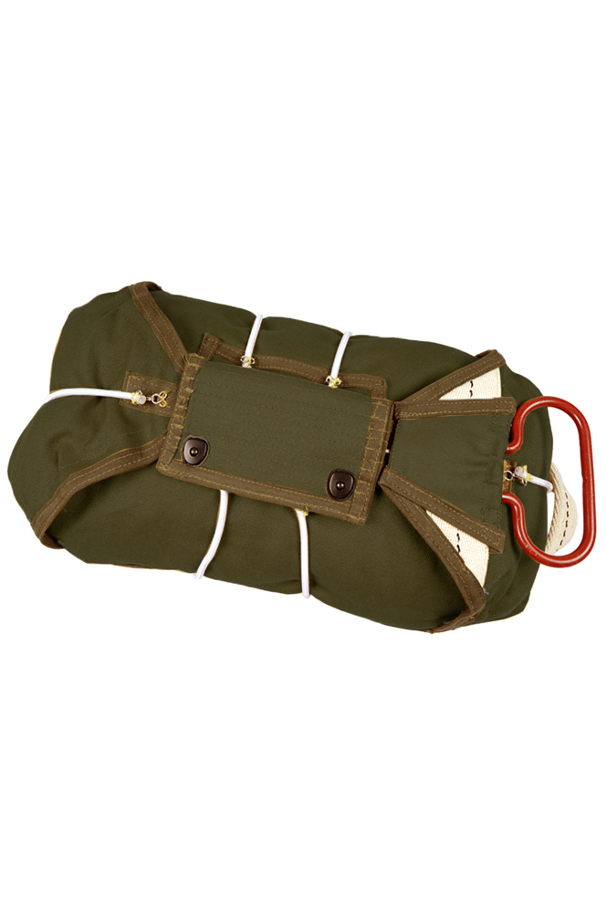 ww2 US,ww2 US ARMY,ww2 USMC, US field gear,vintage, M1, helmet, field, jacket, paratrooper,Blitz,Dday,Operation Market Garden,Normandy,Arden,Battle of berlin,Barbarossa,El Alamein,Dunkirk,midway,bulge,Band of Brothers,Saving Private Ryan,Fury,Valkyrie,WWII Us Army Airborne T-5 Parachute Front Package in OD No.7
